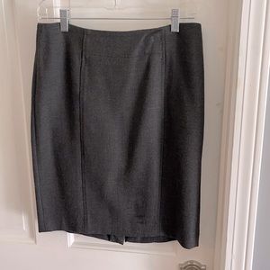 To the knee gray business skirt